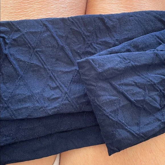 NWOT: Fashion Pattern Textured Navy Blue Winter Tights •  NEW - Picture 7 of 10
